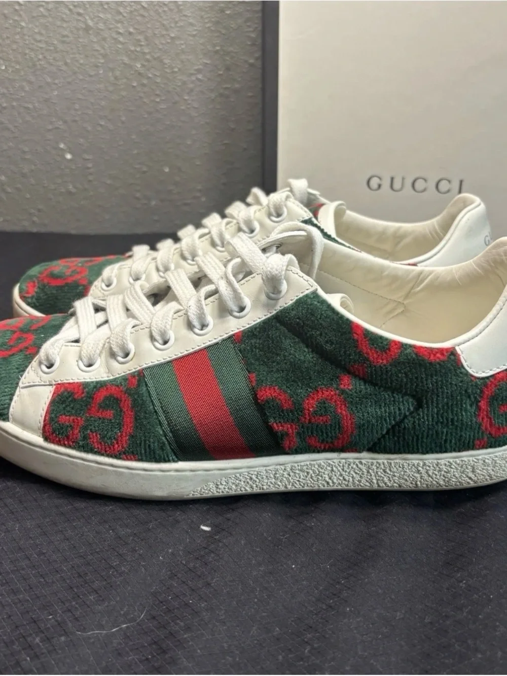 Size 7.5B- Gucci Ace GG Leather Velvet Logo Sneakers Lightly Worn/Retail $750!